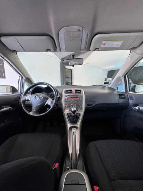 TOYOTA AURIS 1.6 VVTi 124Cv LINEA SOL - Moteur à chaîne - Garantie 12 mois ou 15.000km - CT OK