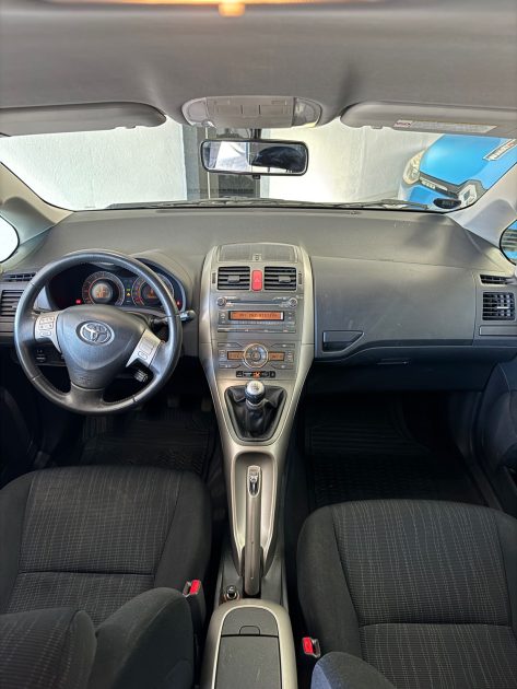 TOYOTA AURIS 1.6 VVTi 124Cv LINEA SOL - Moteur à chaîne - Garantie 12 mois ou 15.000km - CT OK