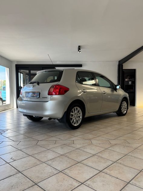 TOYOTA AURIS 1.6 VVTi 124Cv LINEA SOL - Moteur à chaîne - Garantie 12 mois ou 15.000km - CT OK
