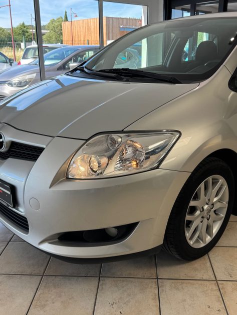 TOYOTA AURIS 1.6 VVTi 124Cv LINEA SOL - Moteur à chaîne - Garantie 12 mois ou 15.000km - CT OK