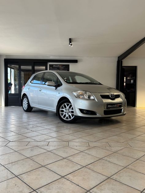 TOYOTA AURIS 1.6 VVTi 124Cv LINEA SOL - Moteur à chaîne - Garantie 12 mois ou 15.000km - CT OK