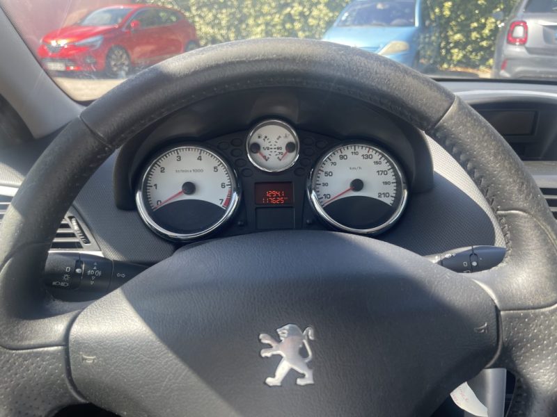 PEUGEOT 207 ACTIVE 1.4VTI 95CV FAIBLE KMS CT OK PACK CLIM GARANTIE 