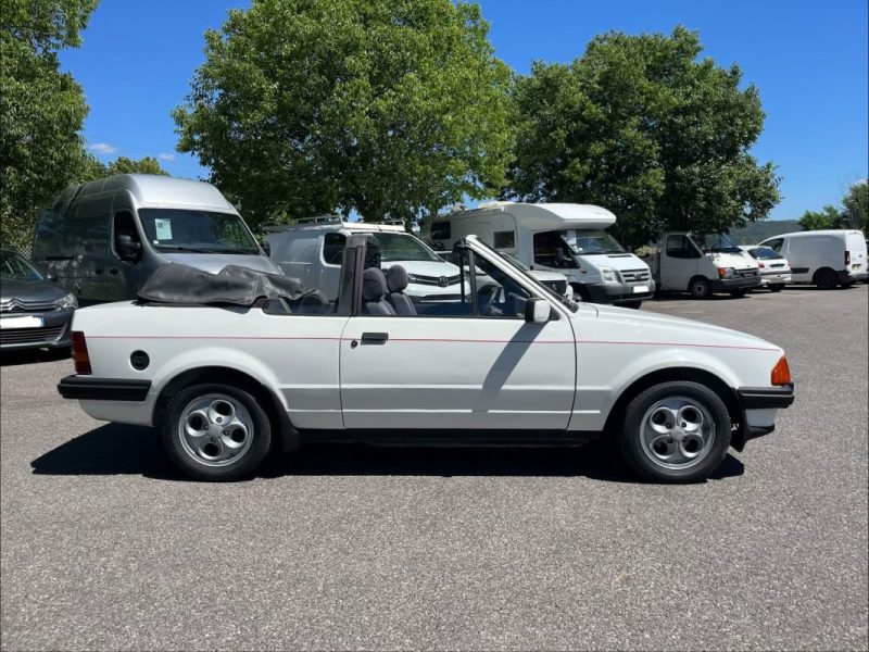 FORD ESCORT XR3I 1984