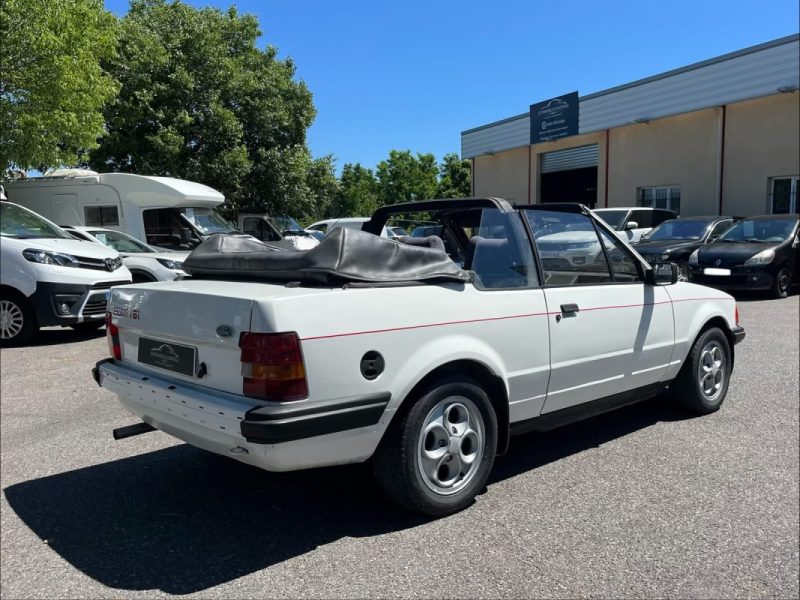 FORD ESCORT XR3I 1984