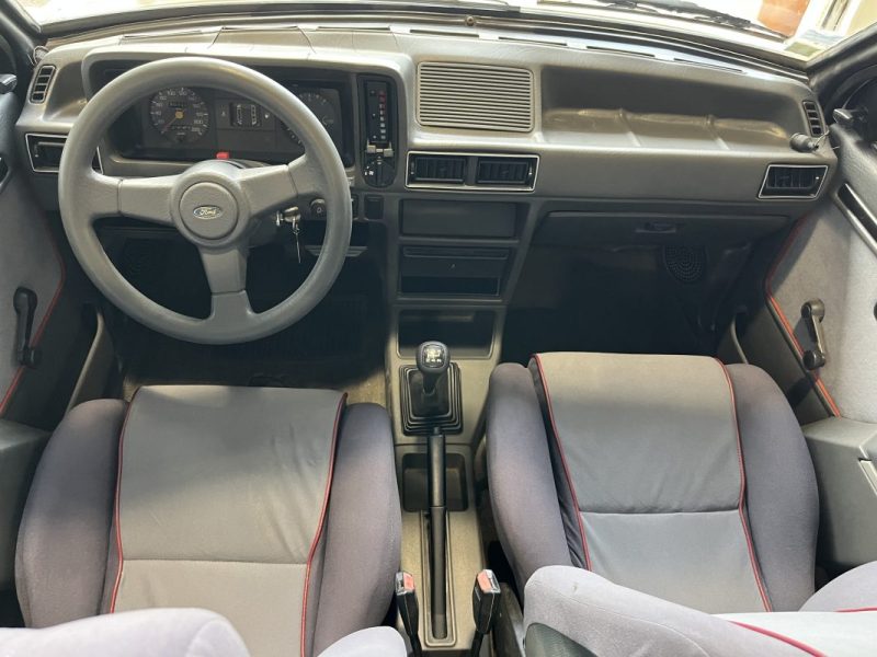 FORD ESCORT XR3I 1984