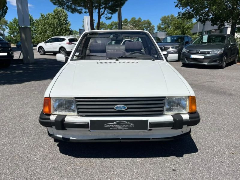 FORD ESCORT XR3I 1984