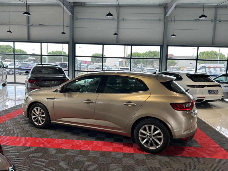 RENAULT MEGANE IV TCE 130 2015 ENTRETIEN RENAULT