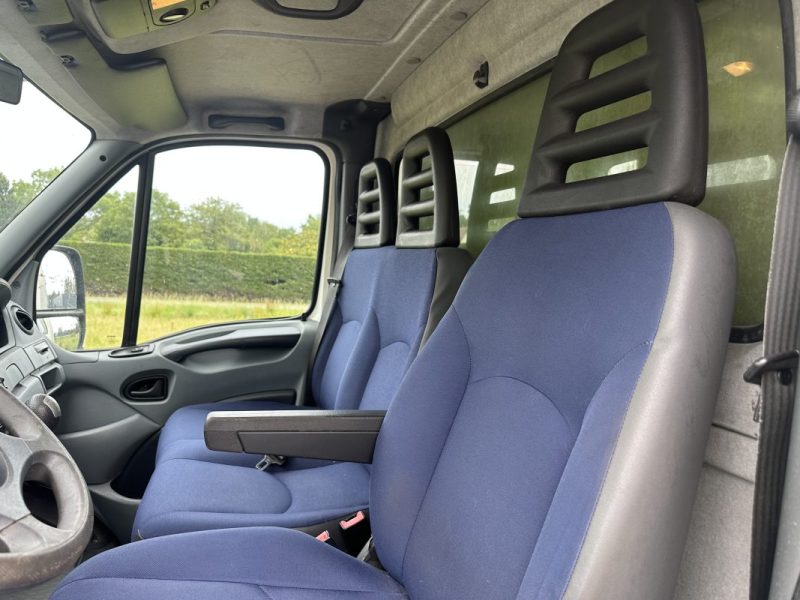IVECO 35C15 3.0D 146CV 20M3 2008