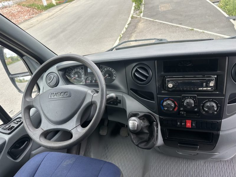 IVECO 35C15 3.0D 146CV 20M3 2008