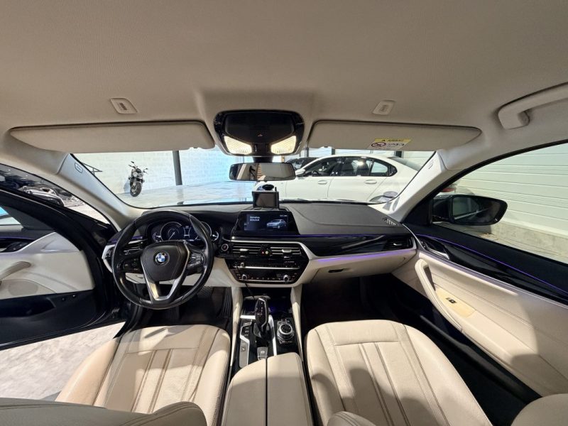 BMW SERIE 5 - G30 - 530e - 252ch - BVA - Luxury - Sièges chauffant - Cuir - Caméra de recul