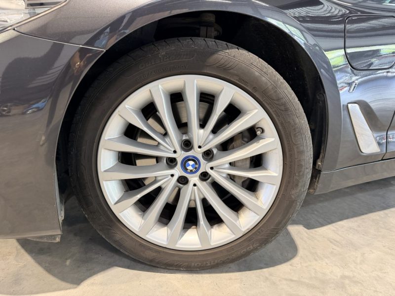 BMW SERIE 5 - G30 - 530e - 252ch - BVA - Luxury - Sièges chauffant - Cuir - Caméra de recul