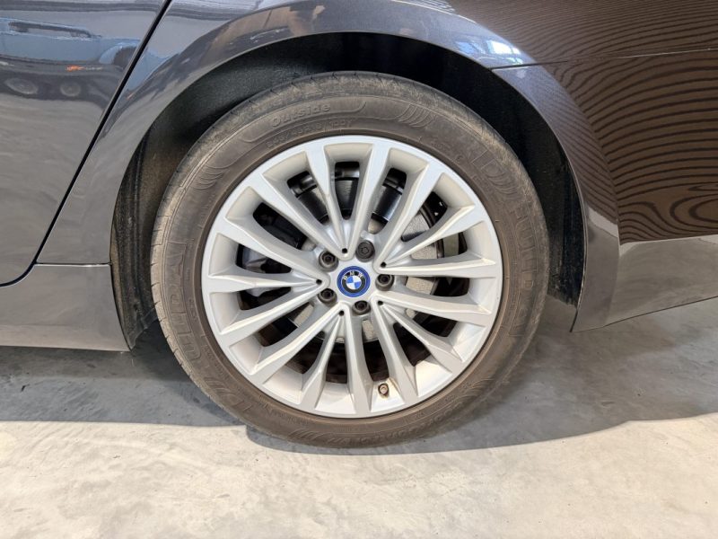 BMW SERIE 5 - G30 - 530e - 252ch - BVA - Luxury - Sièges chauffant - Cuir - Caméra de recul