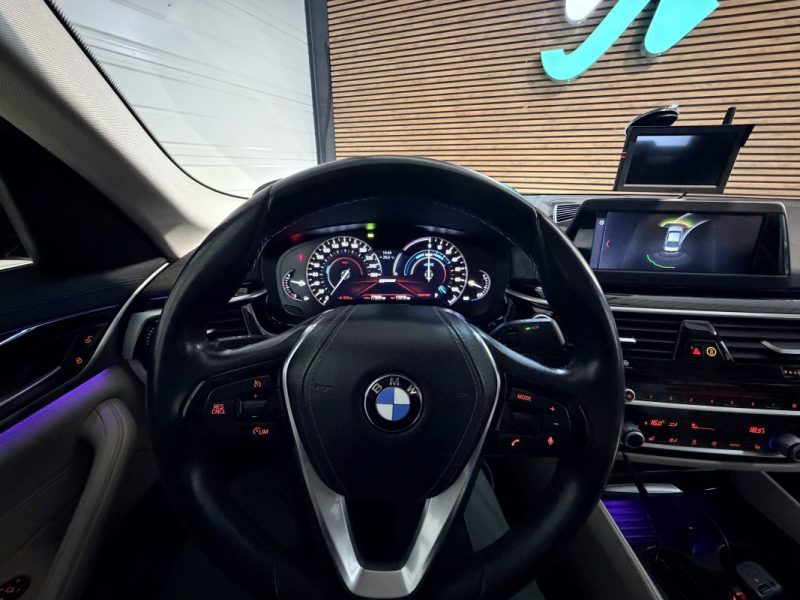 BMW SERIE 5 - G30 - 530e - 252ch - BVA - Luxury - Sièges chauffant - Cuir - Caméra de recul