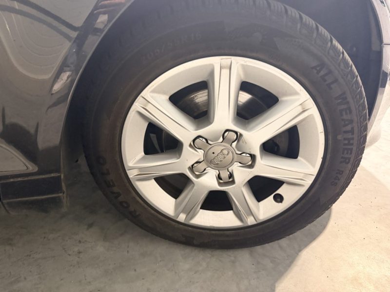 AUDI A3 SPORTBACK - 1.6 TDI 105cv - 2009 - Radar de recul - Régulateur de vitesse
