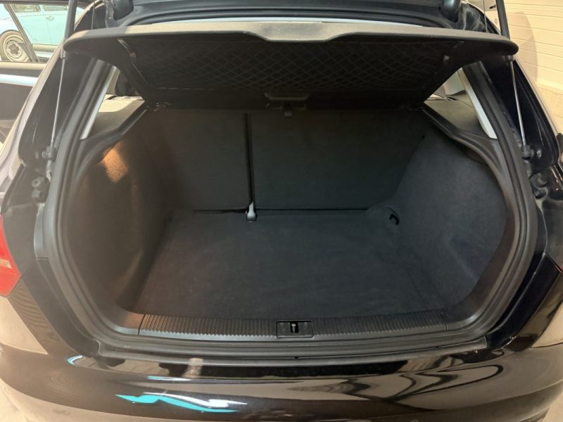 AUDI A3 SPORTBACK - 1.6 TDI 105cv - 2009 - Radar de recul - Régulateur de vitesse