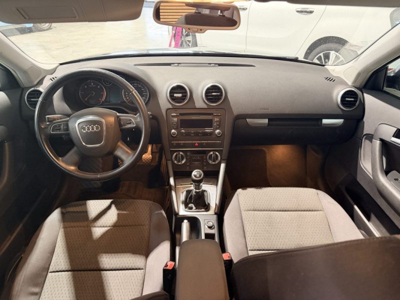 AUDI A3 SPORTBACK - 1.6 TDI 105cv - 2009 - Radar de recul - Régulateur de vitesse