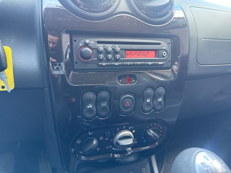 DACIA DUSTER 1.5 DCI 110 PRESTIGE 4X4 