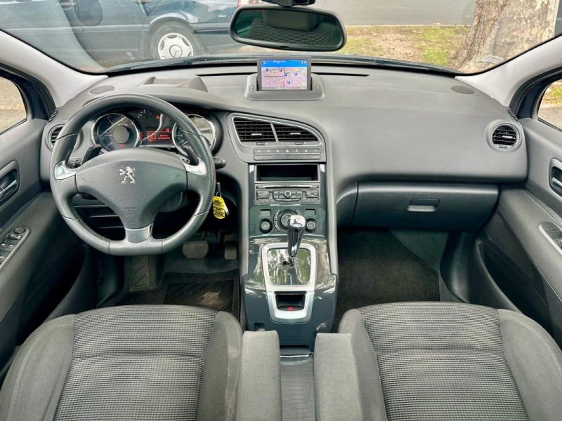 PEUGEOT 5008 1.6 e-HDI 115 ALLURE ETG6 