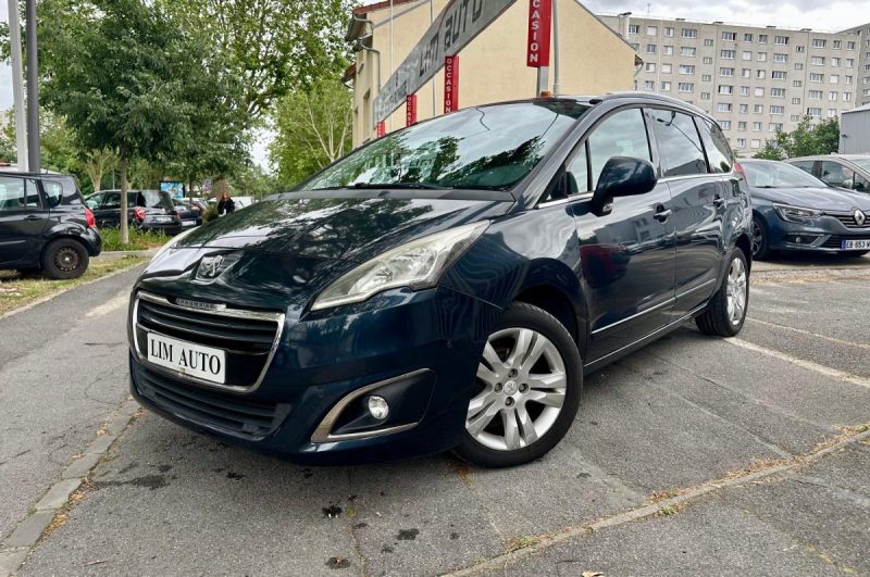 PEUGEOT 5008 1.6 e-HDI 115 ALLURE ETG6 