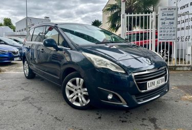 PEUGEOT 5008 1.6 e-HDI 115 ALLURE ETG6 