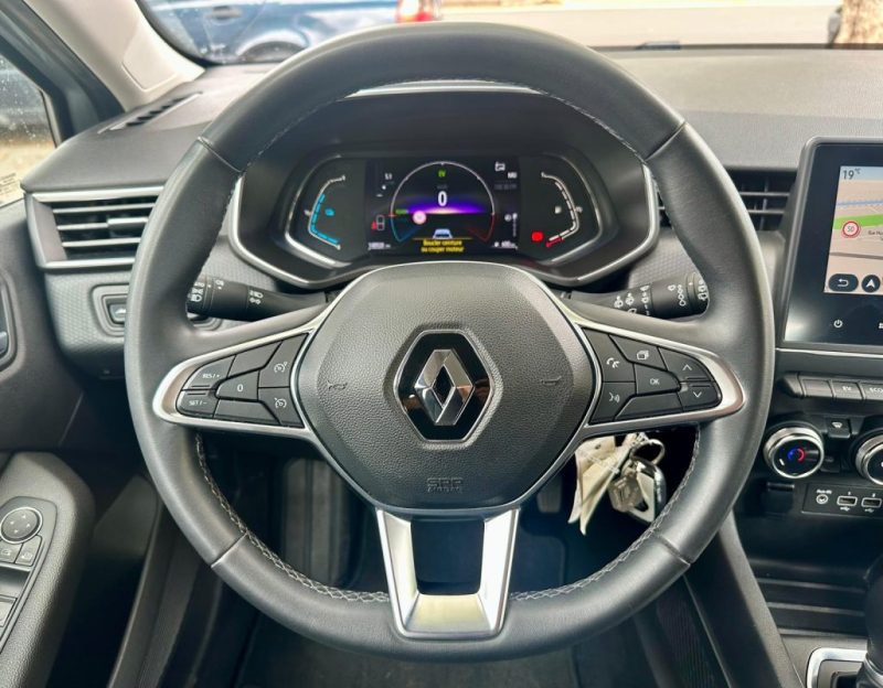 RENAULT CLIO V 1.6 E-TECH 140 BUSINESS  