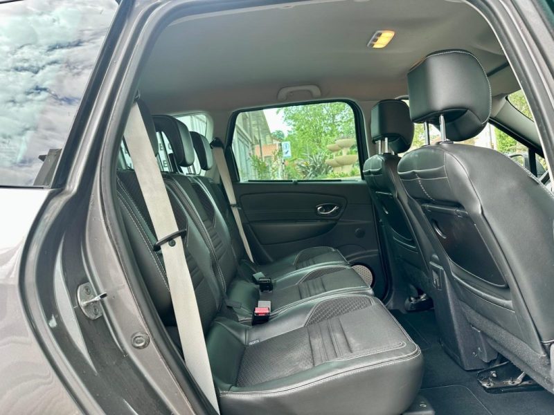 RENAULT GRAND SCENIC III 1.5 dCi 110 BOSE EDC 7 Places