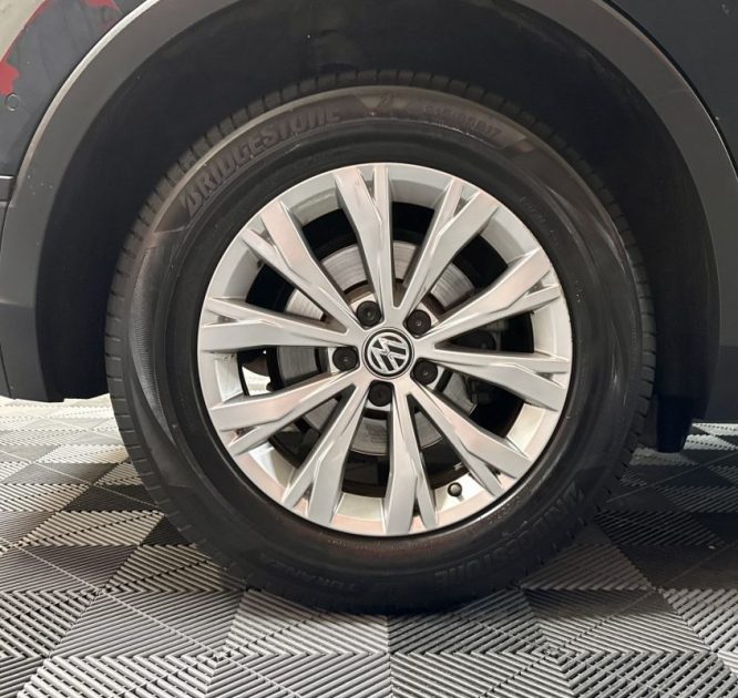 VOLKSWAGEN TIGUAN CONFORTLINE business