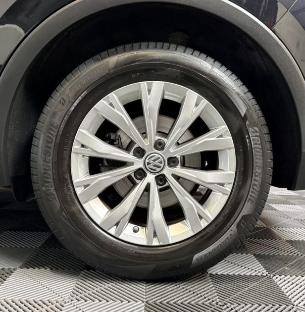 VOLKSWAGEN TIGUAN CONFORTLINE business