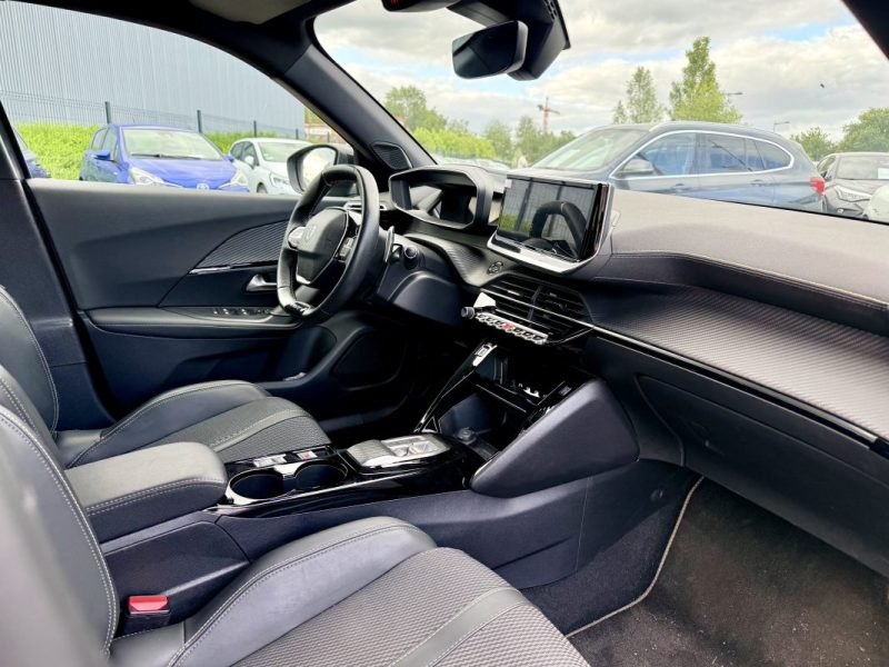 PEUGEOT 2008 1.5 BLUE HDI 130ch GT EAT 2023
