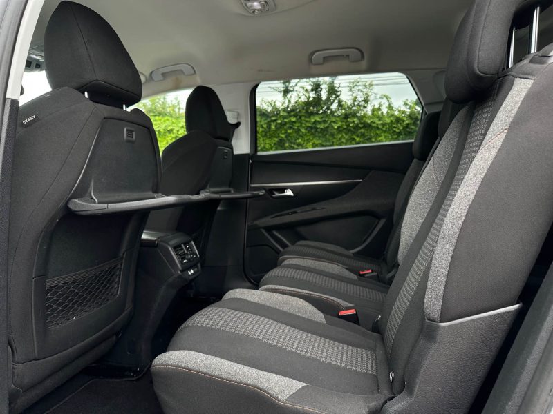 PEUGEOT 5008 II 1.6 BLUE HDI 120 ACTIVE 2017