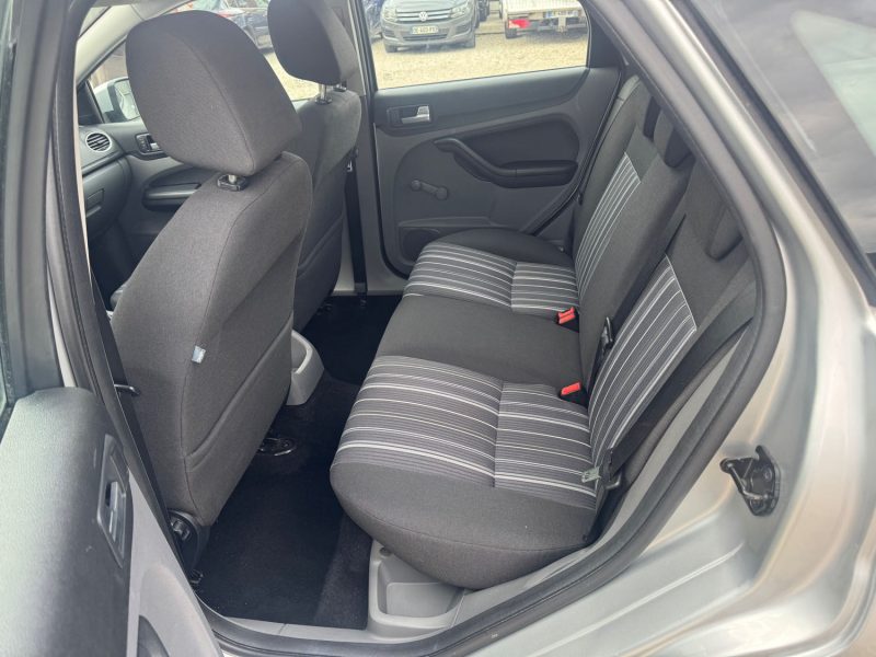 FORD FOCUS II 1.6 TDCI 90CH 2009