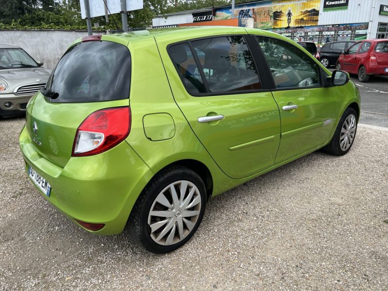 Magnifique RENAULT CLIO III INITIALE 1.5DCI 105 