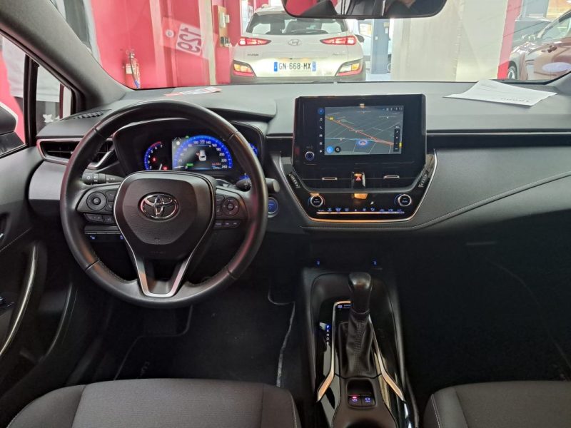 TOYOTA COROLLA TOURING SPORTS 122cv DYNAMIC BUSINESS/1 ERE MAIN/TVA RECUPERABLE