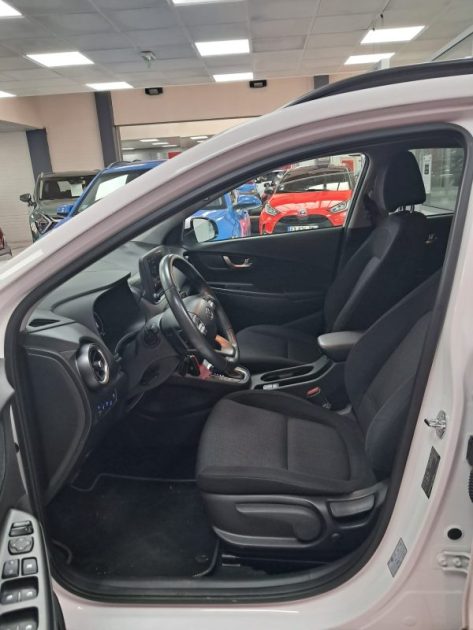 HYUNDAI KONA PHASE 2 SUV HYBRIDE 141cv INTUITIVE/1 ERE MAIN/TVA RECUPERABLE