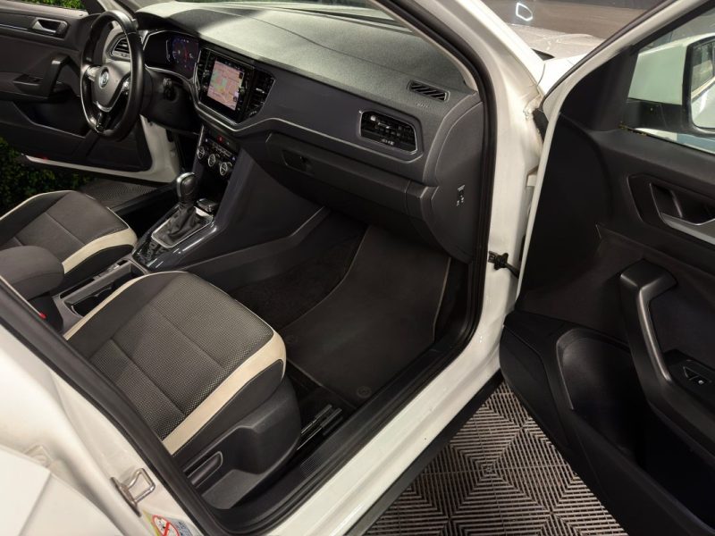 VOLKSWAGEN T-ROC CARAT 1.5 TSI EVO 150 1ERE MAIN DSG7 APPLE & ANDROID VIRTUAL COCKPIT Garantie 1 an