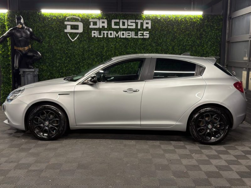 ALFA ROMEO GIULIETTA III PHASE 2 LUSSO 1.6 JTDM 120 Cv S&S - GARANTIE 1 AN