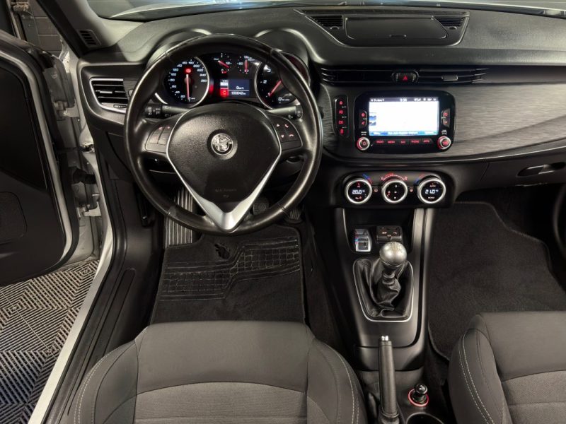 ALFA ROMEO GIULIETTA III PHASE 2 LUSSO 1.6 JTDM 120 Cv S&S - GARANTIE 1 AN