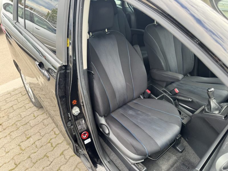 MAZDA 5 DIESEL 7 PLACES  2011 GARANTIE 12 MOIS 