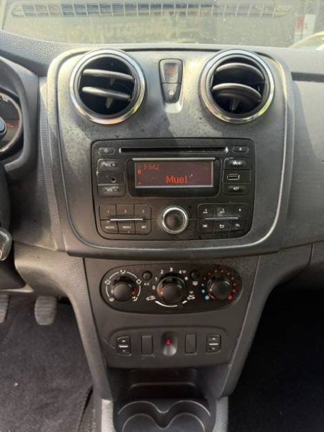 DACIA SANDERO 1.2 AMBIANCE 2016 - 42 105Kms - Premier main - Parfait Etat - SUIVIT DACIA