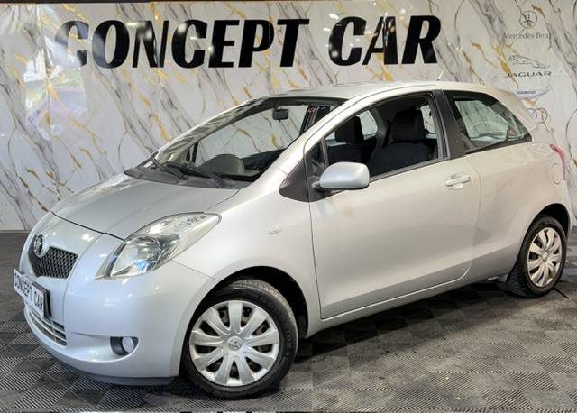 TOYOTA YARIS 1.0 VVT-I 2006 - 70 153 Kms - Premier Main - Parfait Etat - Distrib ok - SUIVIT TOYOTA