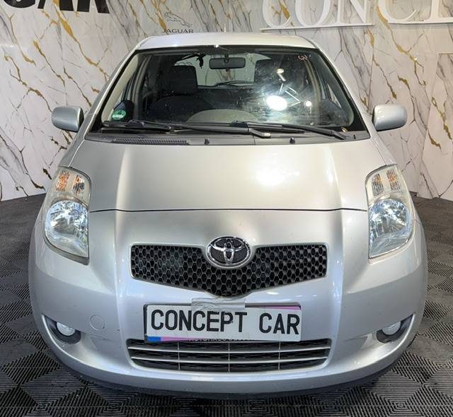 TOYOTA YARIS 1.0 VVT-I 2006 - 70 153 Kms - Premier Main - Parfait Etat - Distrib ok - SUIVIT TOYOTA