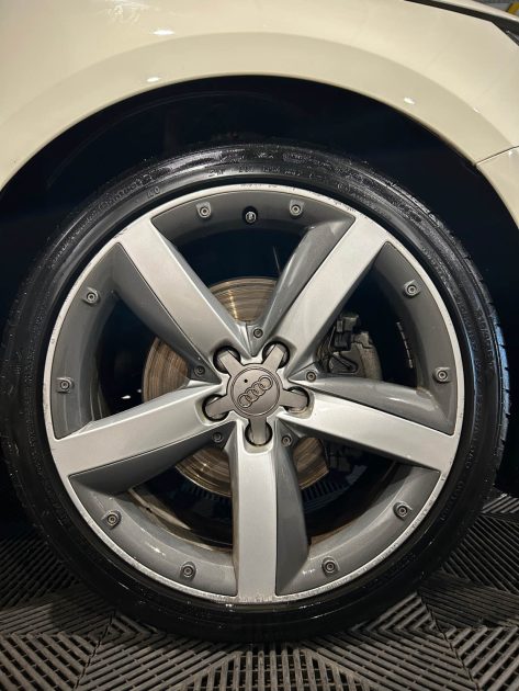 AUDI A1 SB 1.6 TDI 105CH 