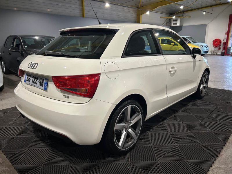 AUDI A1 SB 1.6 TDI 105CH 