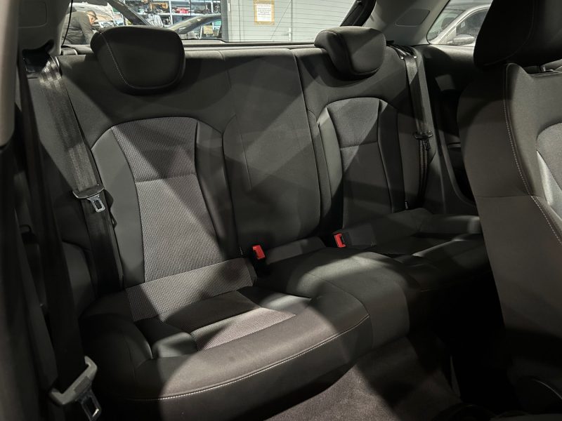 AUDI A1 SB 1.6 TDI 105CH 