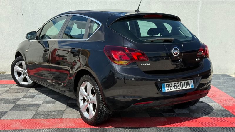 OPEL ASTRA 1.7 CDTI 125 CV SPORT 2010