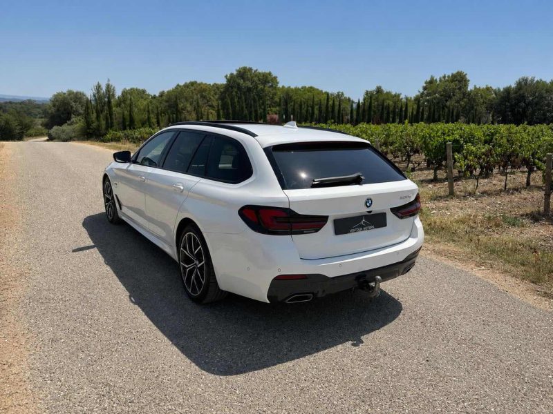BMW SERIE 5 TOURING 520E PACK M /TVA/TOIT OUVRANT/ATTELAGE