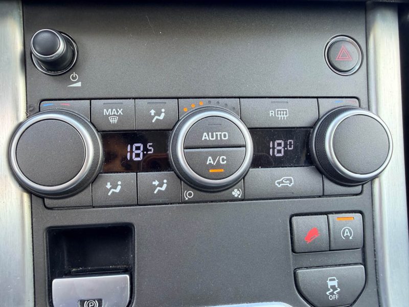 LAND ROVER RANGE ROVER EVOQUE 2.0 TD4 150 PURE 4X4 BVA 124MKM