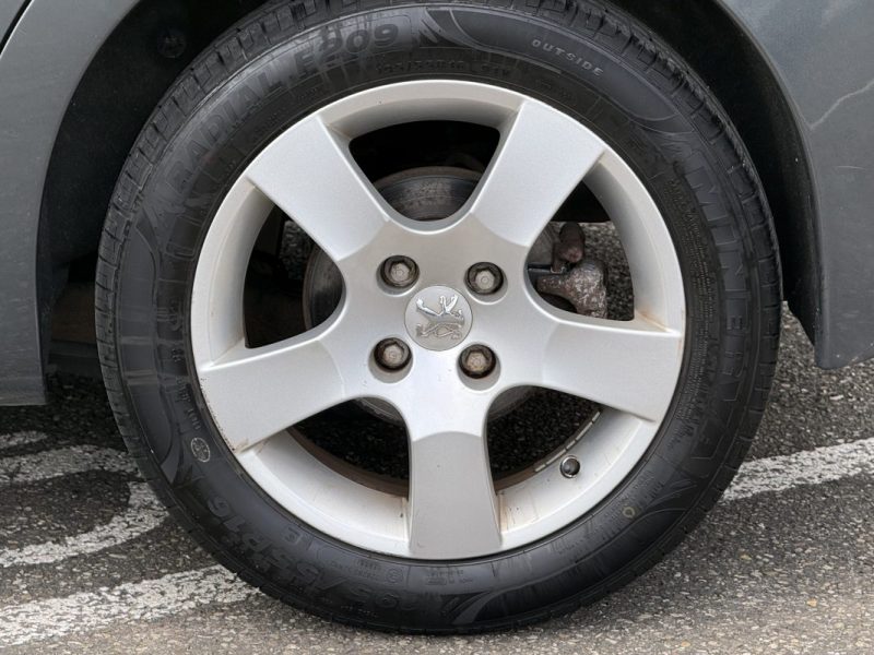 Peugeot 207 1.6 16v 120ch Premium Garantie 6 Mois