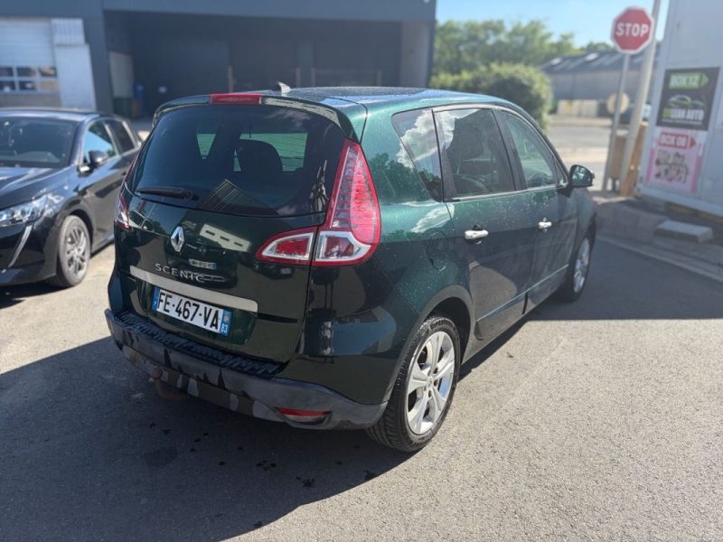 RENAULT SCENICIII SUPER ETHANOL PRIVILEGE 2011 