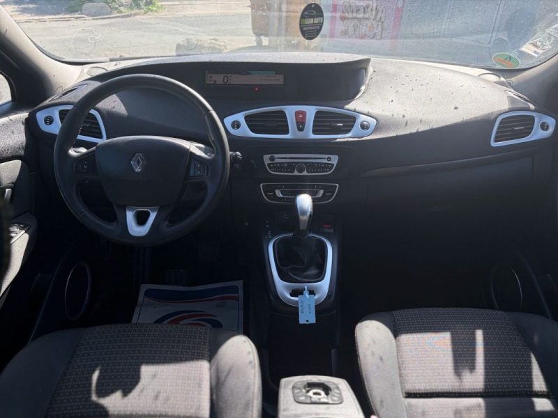 RENAULT SCENICIII SUPER ETHANOL PRIVILEGE 2011 